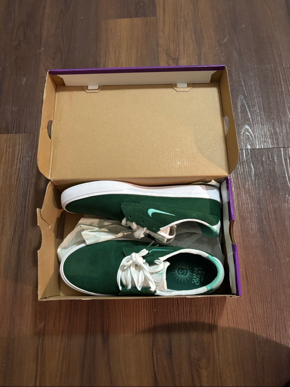 Nike SB Shane O’neill Dark Green Suede Sneakers with White Accents